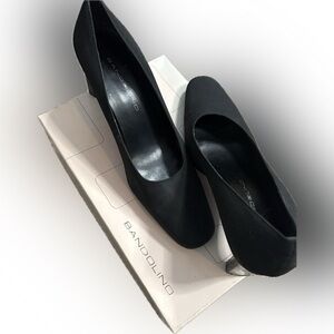 Bandolino heels, 6